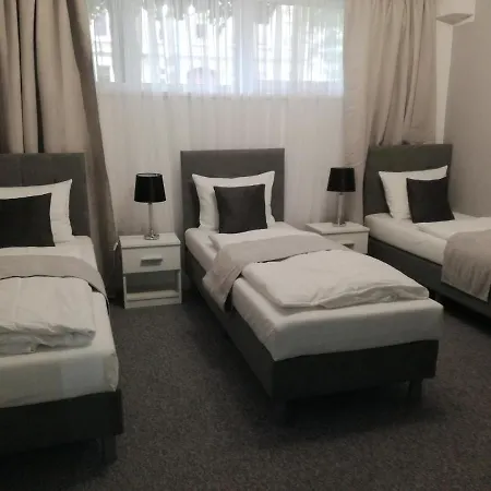 Bed and Breakfast City Rooms Szczecin 3*