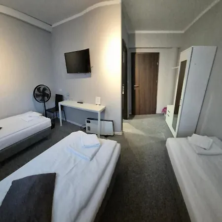 City Rooms Szczecin Bed & Breakfast 3*