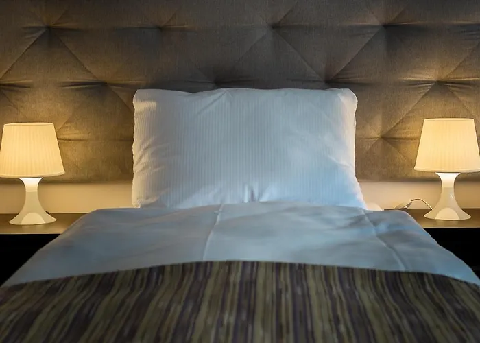 City Rooms Szczecin 住宿加早餐酒店 3*